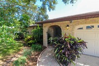 2807 67th St W in Bradenton, FL - Foto de edificio - Building Photo