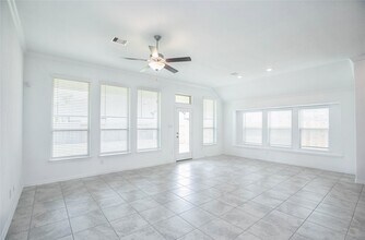 8726 Fairbrook Dr in Missouri City, TX - Building Photo - Building Photo