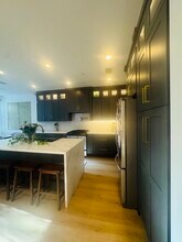 113 Churchill in Irvine, CA - Foto de edificio - Building Photo