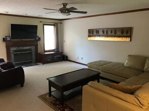1849 Andrea Cir in Dayton, OH - Building Photo - Building Photo