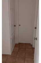 1711 E Idell St in Tampa, FL - Building Photo - Building Photo