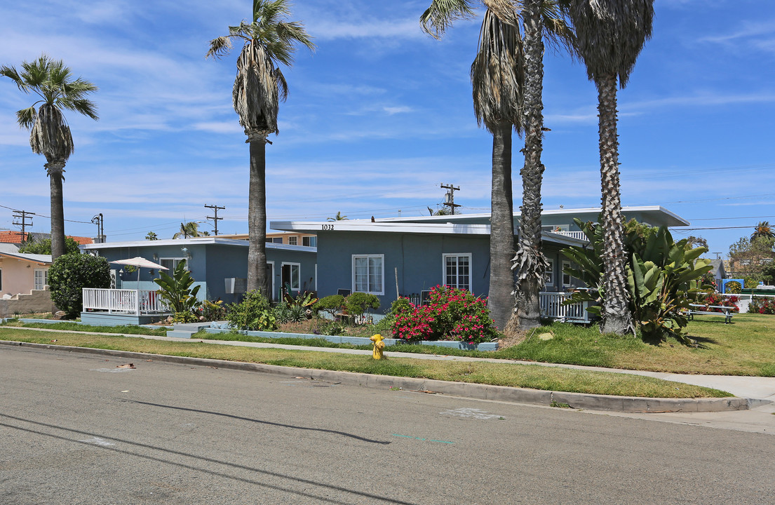 1032 Tait St in Oceanside, CA - Building Photo