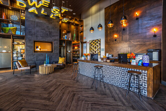 SYNC at West Dallas in Dallas, TX - Building Photo - Lobby