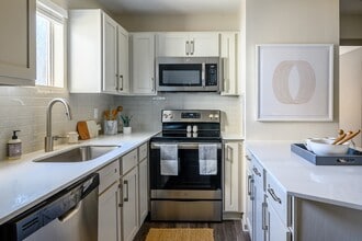 Retreat at McAlpine Creek in Charlotte, NC - Foto de edificio - Building Photo