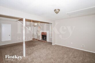 5536 Stone Meadow Ln in Fort Worth, TX - Building Photo - Building Photo