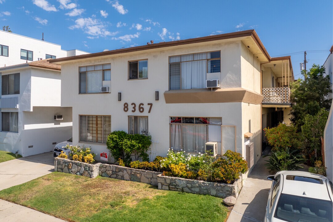 Blackburn Apartments in Los Angeles, CA - Foto de edificio