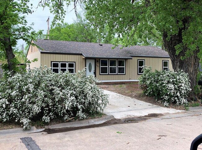 property at 1510 Pueblo Ave