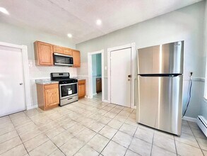 12 Havelock St in Boston, MA - Building Photo - Building Photo