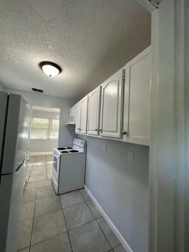 property at 1915 Florida Ave