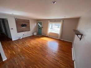 1051 Curdes Ave in Fort Wayne, IN - Building Photo - Building Photo