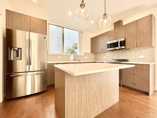 4310 26th Ave SW in Seattle, WA - Foto de edificio - Building Photo