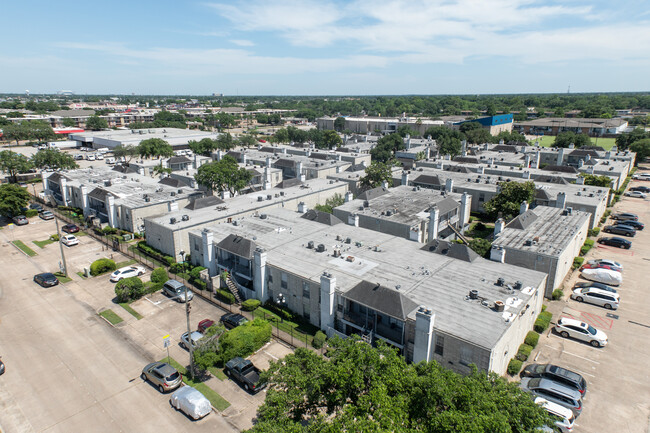 De Moss Condominiums in Houston, TX - Building Photo - Building Photo