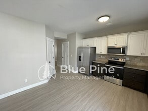 700 S Saturn Ave in Idaho Falls, ID - Building Photo - Building Photo