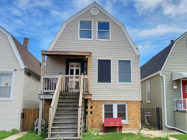 property at 3713 N Cicero Ave