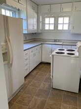 524 N College St in Somerset, KY - Building Photo - Building Photo