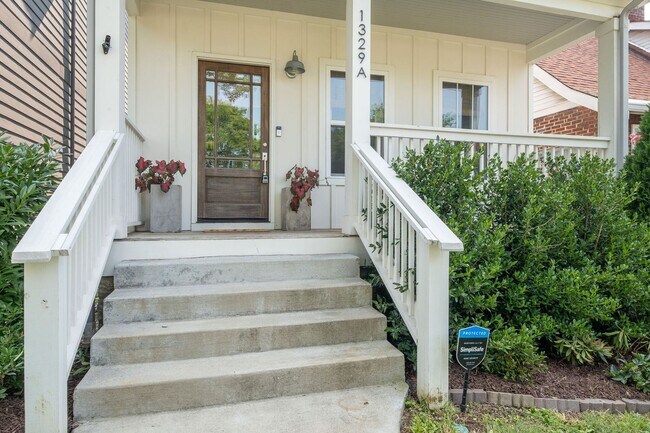 1329a Pennock Ave in Nashville, TN - Building Photo - Building Photo