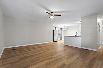 2255 Hunt Rd in Douglasville, GA - Building Photo - Building Photo