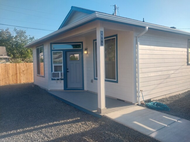 property at 1113 D St