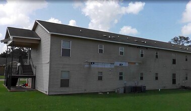 1515 1st Ave in Kinder, LA - Building Photo - Building Photo