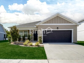 417 Pine Terrace Dr in Ruskin, FL - Building Photo