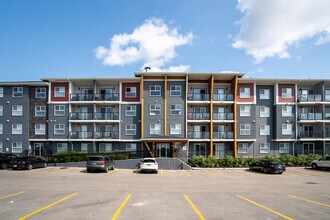 90 Waterford Green Common in Winnipeg, MB - Building Photo - Building Photo