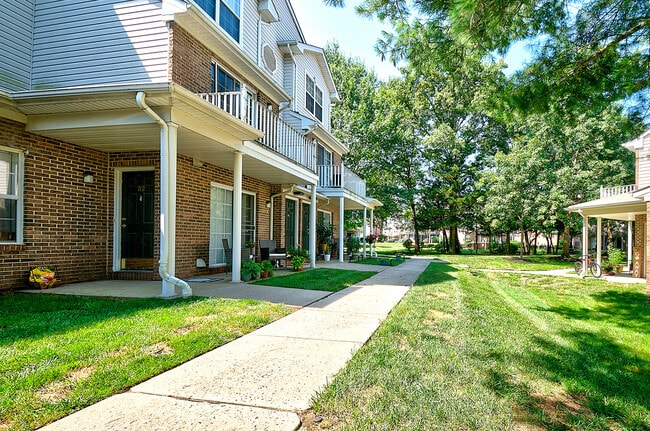Andrews Corner Apartments in Lakewood, NJ - Foto de edificio - Building Photo