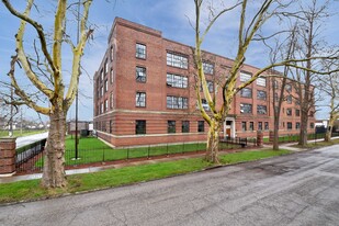 Hyacinth Lofts Apartments