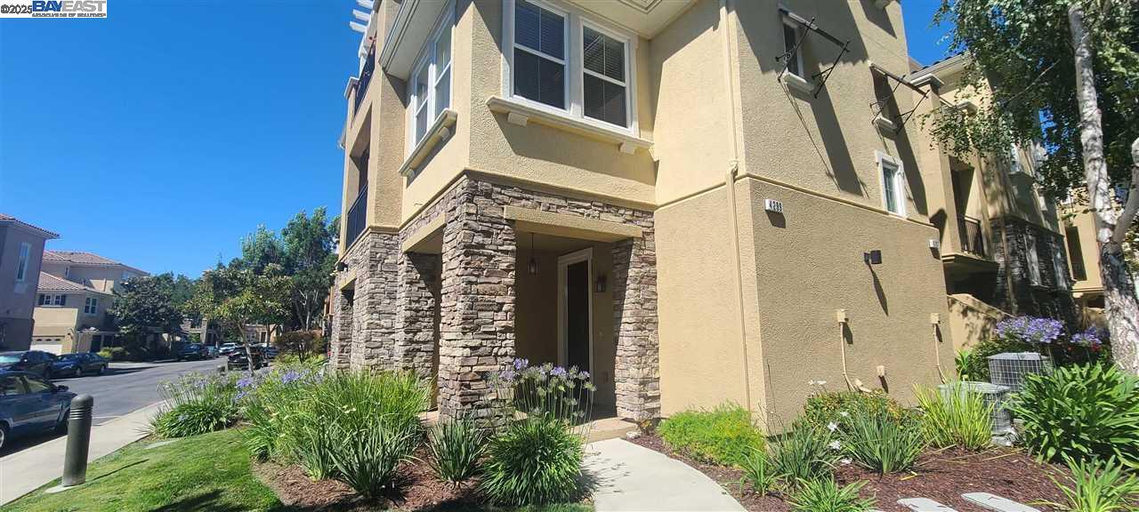 4299 Fitzwilliam St in Dublin, CA - Building Photo
