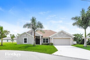 282 Franca St in Punta Gorda, FL - Building Photo