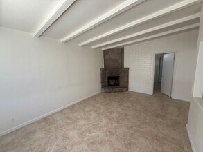 66099 Desert View Ave in Desert Hot Springs, CA - Building Photo - Building Photo