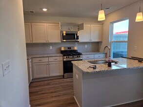 675 Blossom Run in Spartanburg, SC - Building Photo - Building Photo