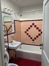 7508 Thouron Ave in Philadelphia, PA - Building Photo - Building Photo