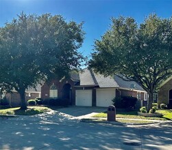 6367 Estates Ln in Fort Worth, TX - Building Photo - Building Photo