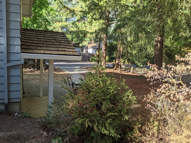 3730 SE Hemlock St, Unit 0 in Hillsboro, OR - Building Photo - Building Photo