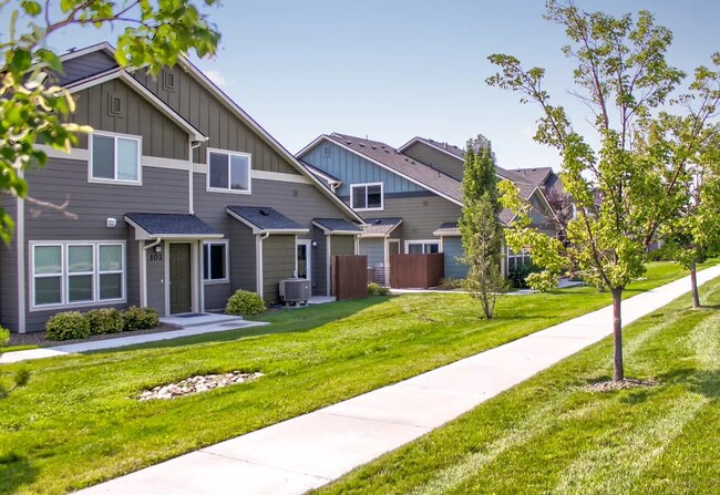 Cantabria Townhomes in Boise, ID - Building Photo - Building Photo