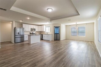 925 Dressage Dr in Haslet, TX - Foto de edificio - Building Photo