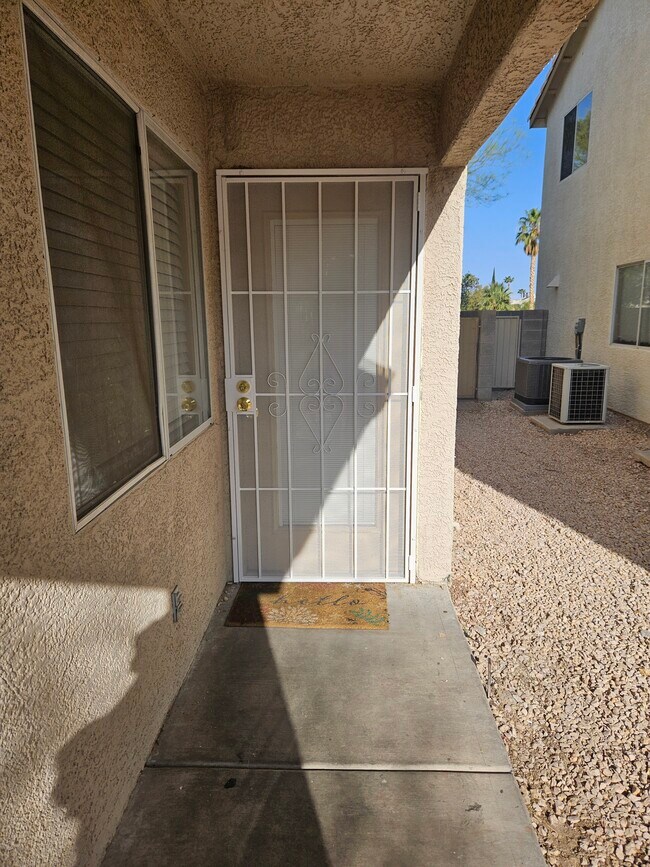6102 Hillside Bloom Ct, Unit summerhills condos in Las Vegas, NV - Building Photo - Building Photo