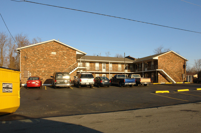 3810 Oboe Dr in Louisville, KY - Foto de edificio - Building Photo