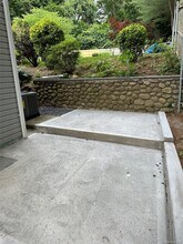 162 Spring Rd in Huntington, NY - Building Photo - Building Photo