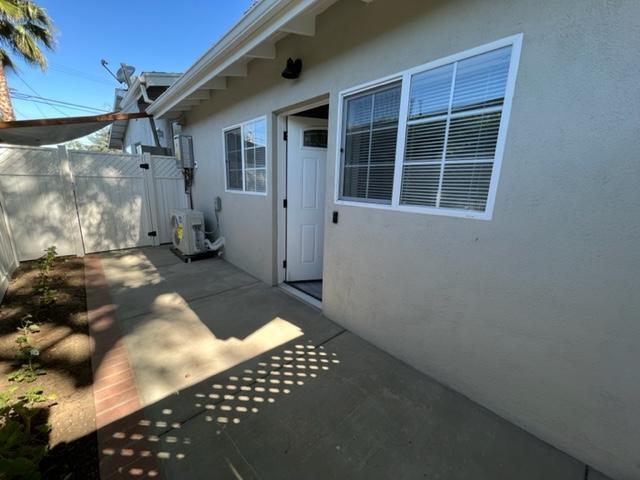 6921 Lena Ave in West Hills, CA - Foto de edificio