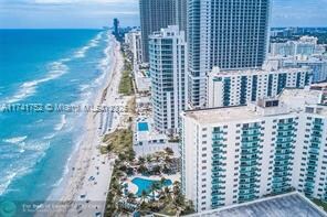 3901 S Ocean Dr, Unit # 2B in Hollywood, FL - Building Photo - Building Photo