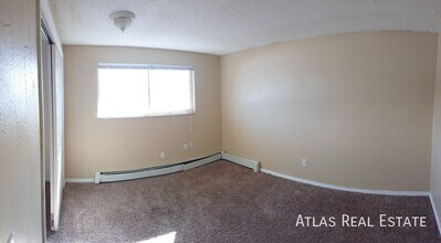 910 Bishop Ct in Castle Rock, CO - Building Photo - Building Photo