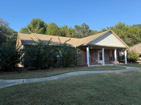 242 Turtle Creek Dr in Huntsville, AL - Building Photo