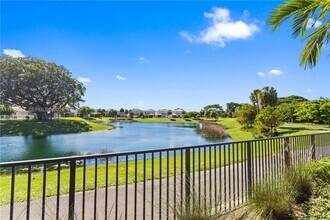 4022 Large Leaf Ln in Hollywood, FL - Building Photo - Building Photo