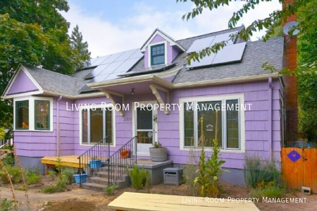 property at 2927 SW Hume Ct