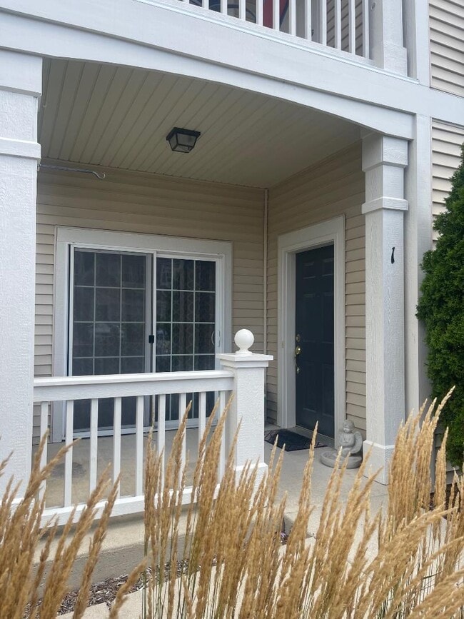 property at 2250 Aurora Dr