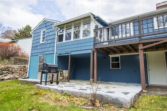 149 Lakeside Blvd E in Waterbury, CT - Building Photo - Building Photo
