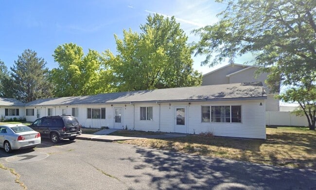 1550 Teton View Ln in Idaho Falls, ID - Building Photo - Building Photo