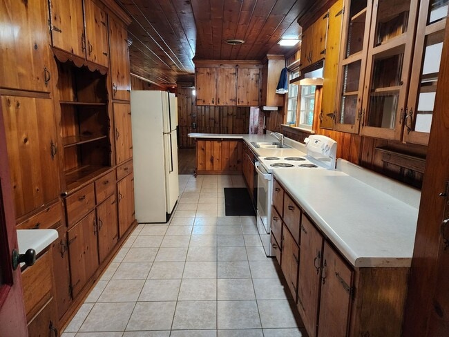 11035 Chamberlayne Rd in Mechanicsville, VA - Building Photo - Building Photo