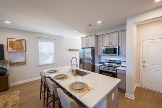 Tessa Shallowford Single-Family and Townhomes in Gainesville, GA - Building Photo - Building Photo